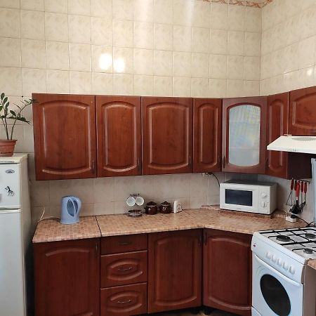 Holiday Home U Tetiany Kam'janec'-Podil's'kyj Esterno foto